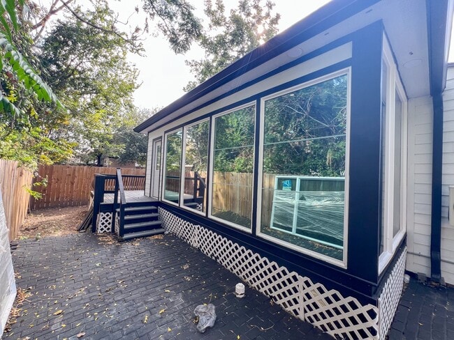 Building Photo - 4605 Orange St