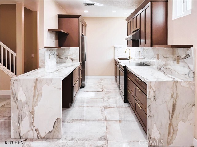 Foto del edificio - 312 Torito Ln