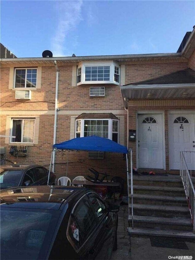 Primary Photo - 142-28 123rd Ave