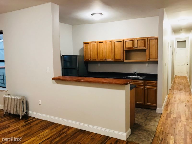 Primary Photo - 635 W 135th St