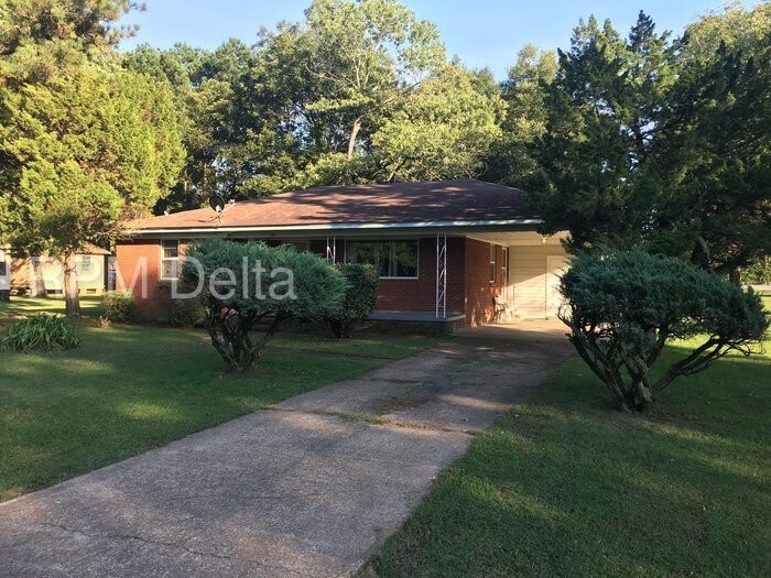 301 NW 2nd St, Kensett, AR 72082 House Rental in Kensett, AR