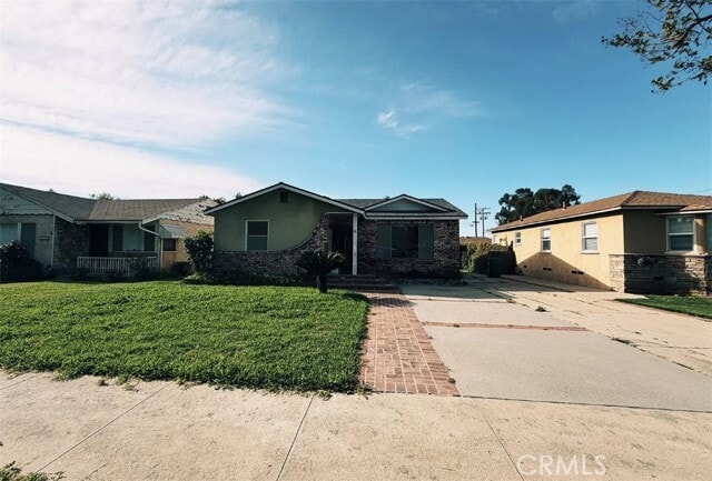 Building Photo - 1554 3rd St