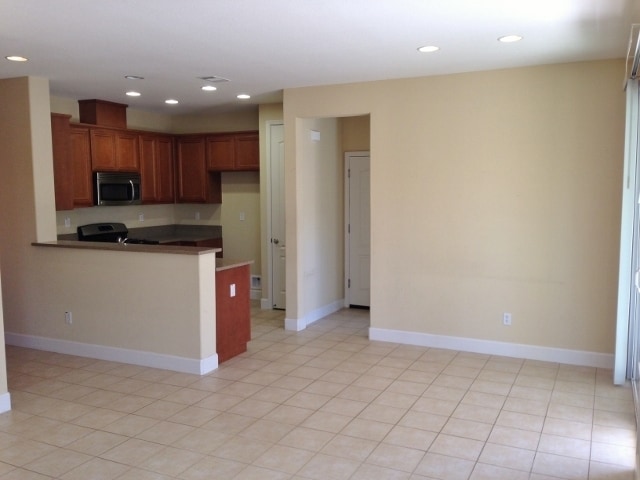 Building Photo - 3 BEDROOM VACAVILLE BEHIND KAISER HOSPITAL *STAR RENTALS