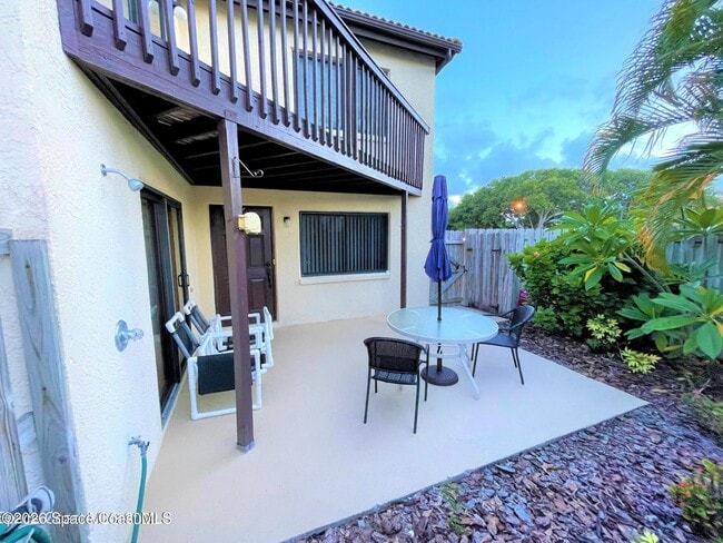 Building Photo - 3291 River Villa Way