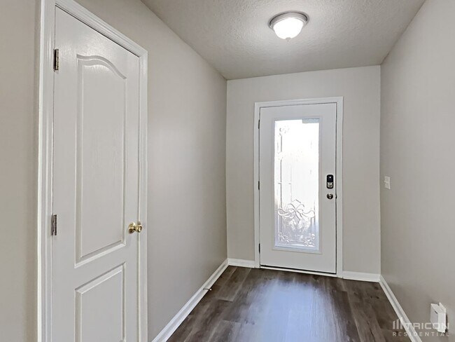 Foto del edificio - 11632 Huckba Ct