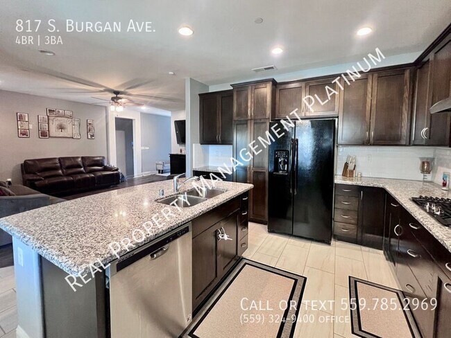 Foto del edificio - 817 S Burgan Ave