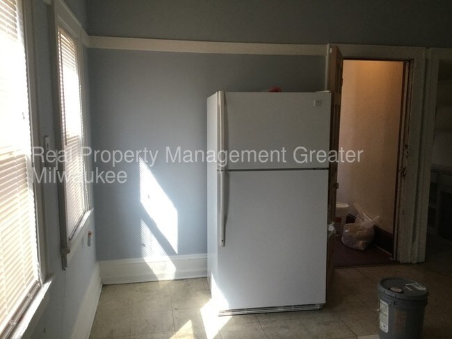 Building Photo - 3003 N 27th St