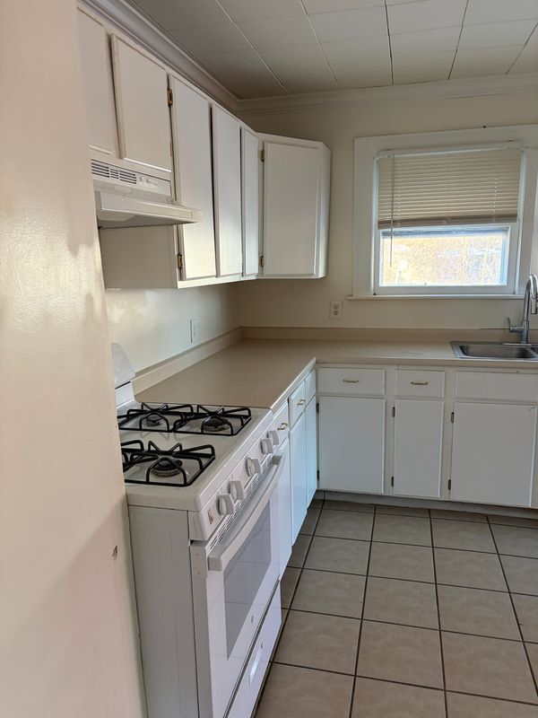 Foto del edificio - 5834 E 20th St