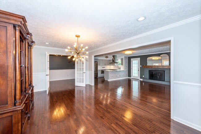 Foto del edificio - 5936 Clearbrook Dr