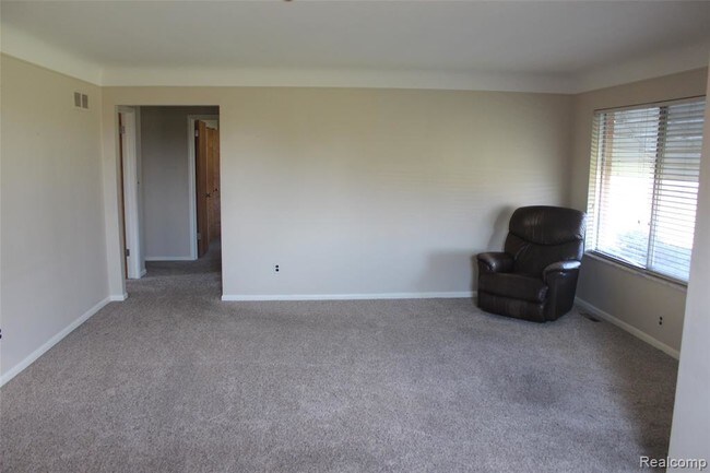 Foto del edificio - 8845 N Lilley Rd