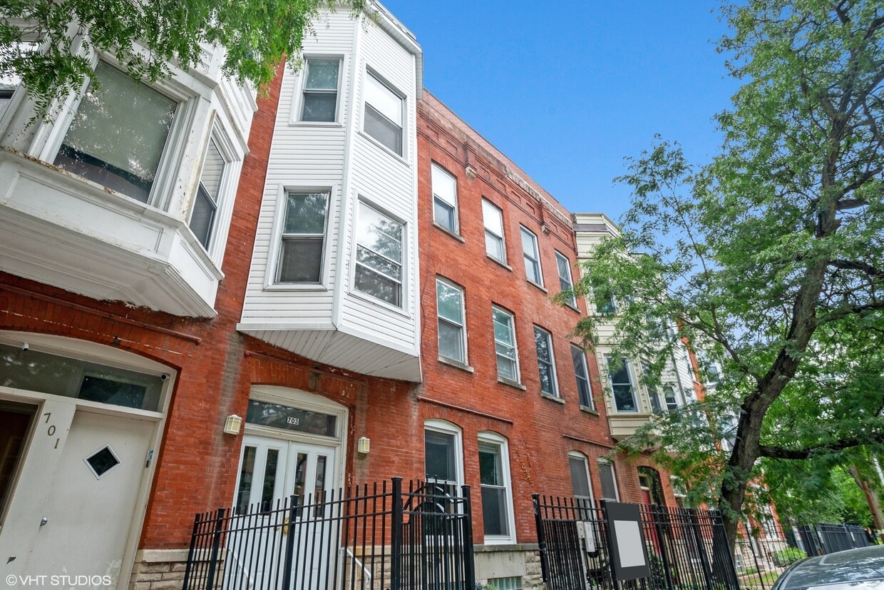 Primary Photo - 703 S Ada St