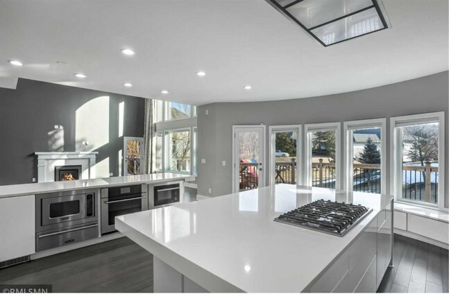 Building Photo - 2427 Emerald Trl