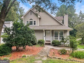 Building Photo - 1454 Hembree Station Dr