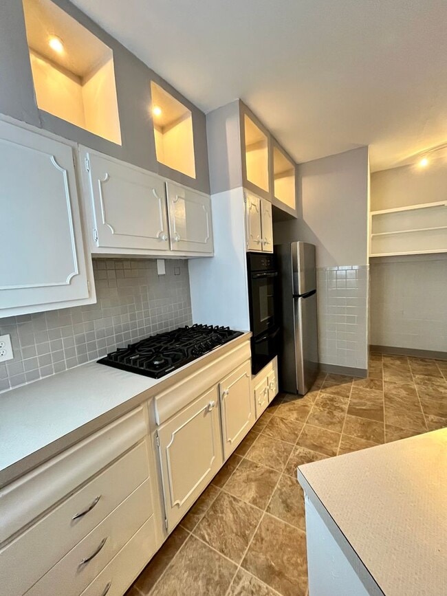 Foto del edificio - 104 Linwood Ave