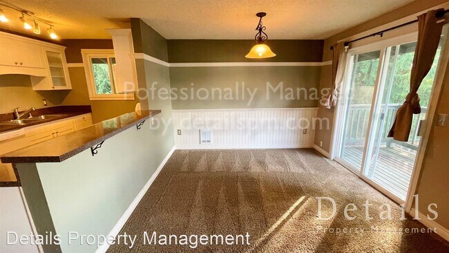 Foto del edificio - 2001 Northlake Way NW