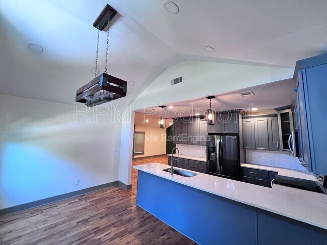 Foto del edificio - 334 Dargan Pl SW