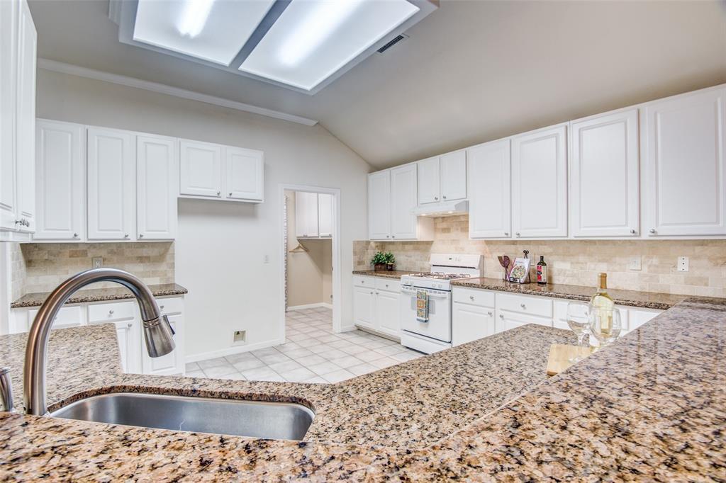Foto principal - 719 Weeping Willow Way