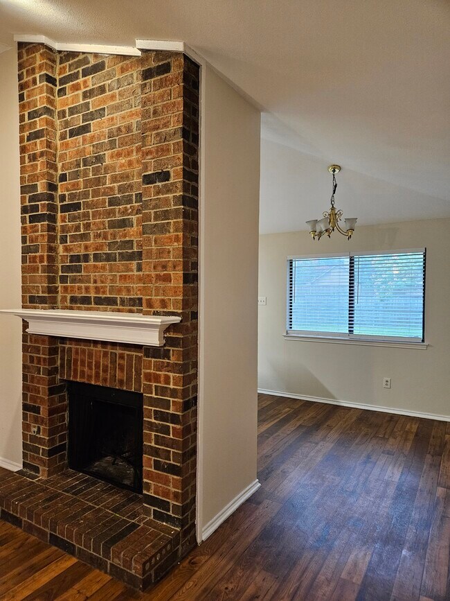 Foto del edificio - 1773 Glencairn Ln