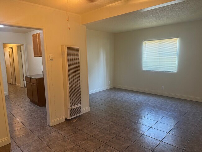Foto del edificio - 9436 Grape St