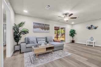 Building Photo - 1714 Pamela Ln