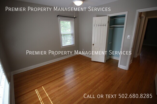 Foto del edificio - Beautiful 2 Bedroom Home. Lawncare is Incl...