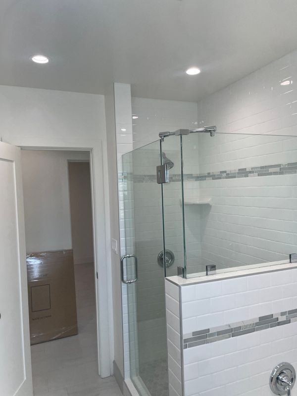 Foto del edificio - 1067 W 83rd St