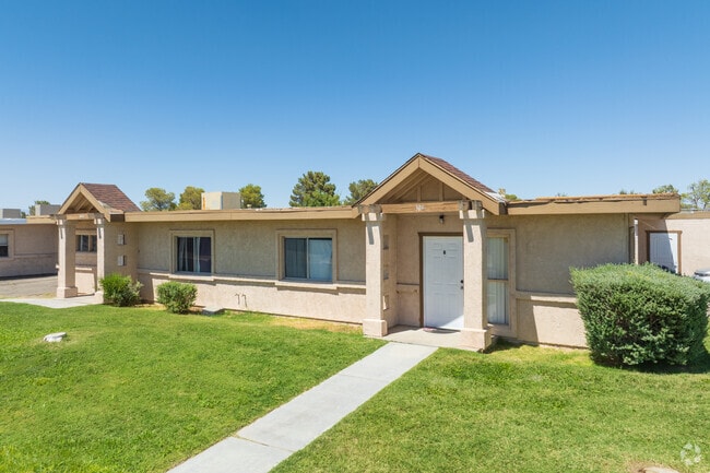 Desert Oasis Apartments