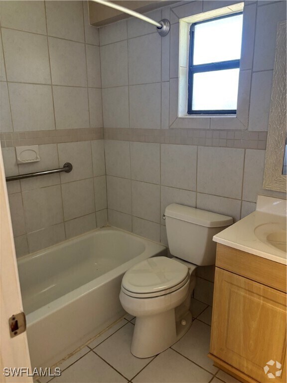 Building Photo - 503 Lake Louise Cir
