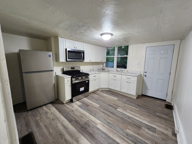 Photo - 1157-1159 South Ave Apartment