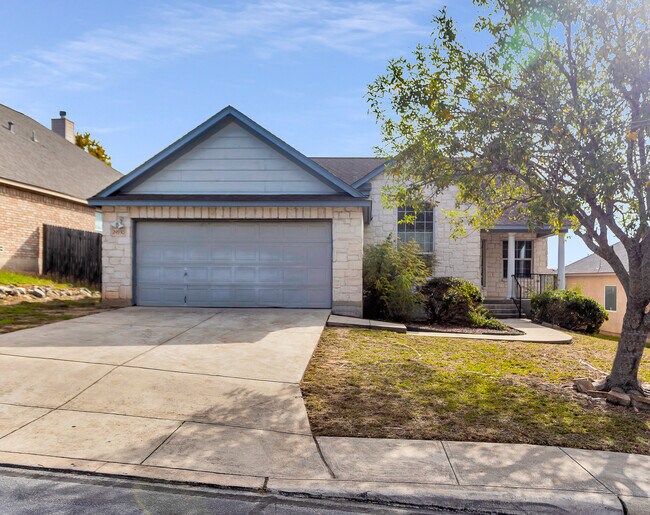 Building Photo - 24930 Crescent Trce