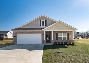Building Photo - 111 Kentucky Oaks Trail