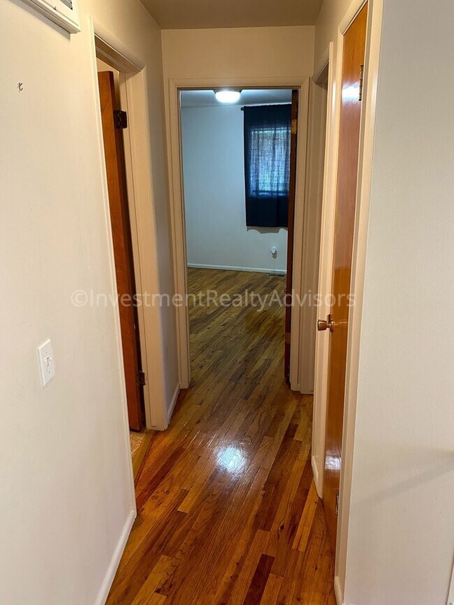 Building Photo - 646 E 1700 S