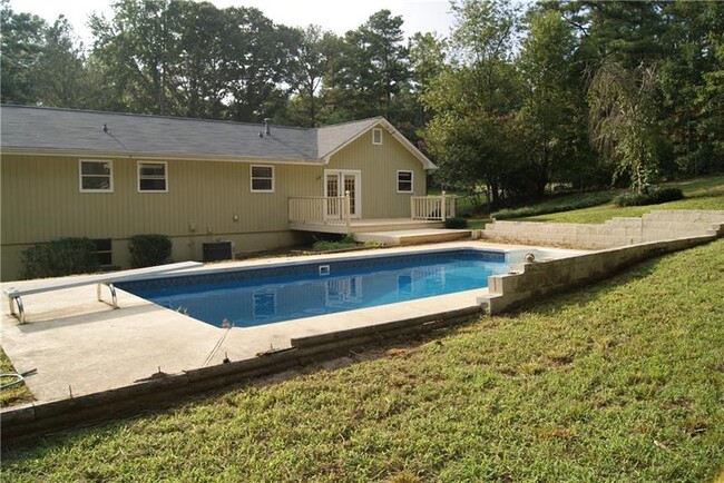 Foto del edificio - 3344 Hunters Lodge Rd