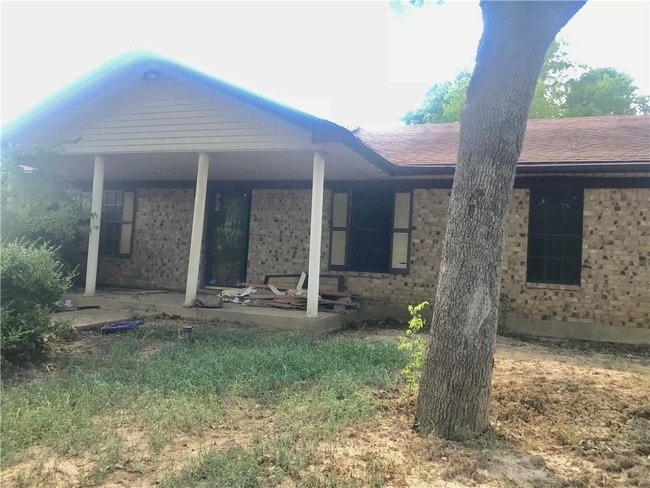 Building Photo - 14601 Cedar Acres Loop
