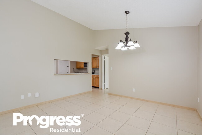 Foto del edificio - 8718 Catbriar Ln