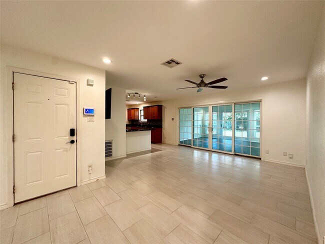 Foto del edificio - 9626 Highmeadow Dr