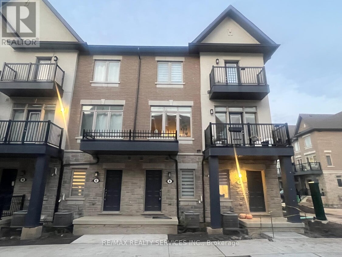 Photo principale - 4 Joseph Halbert Pl