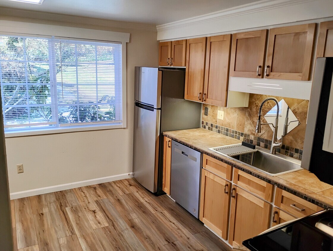 Foto principal - 601 Sutton Ln