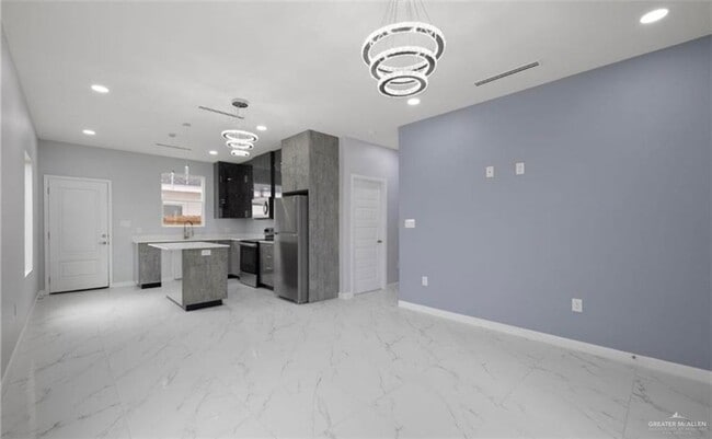 Foto del edificio - 18 South Dr