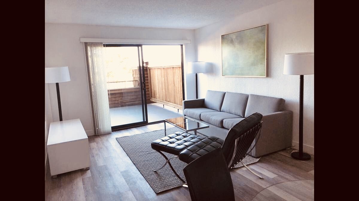 Foto principal - 1500 North Point St