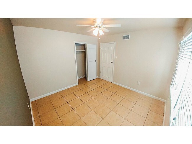 Building Photo - 3012 Truxillo St
