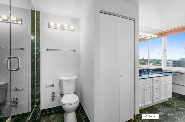 Foto del edificio - 1 bedroom in Chicago IL 60610