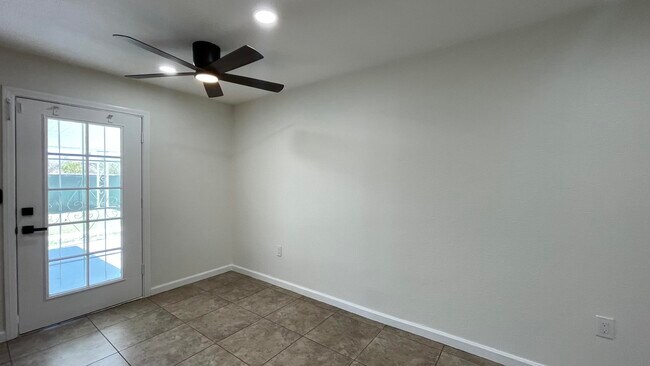 Building Photo - 81683 De Plata Ave