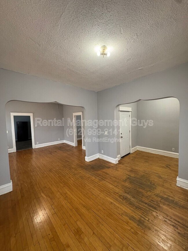 Foto del edificio - 1015 N Humboldt Ave