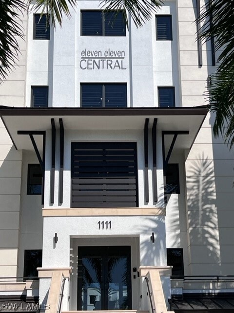 Foto principal - 1125 Central Ave