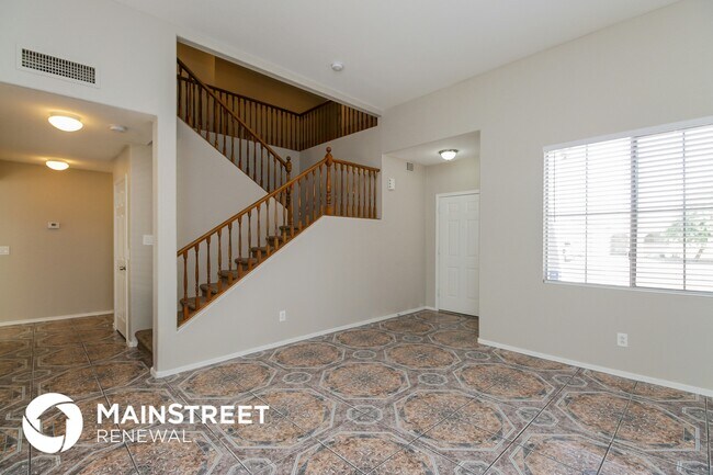 Foto del edificio - 8341 W Hughes Dr