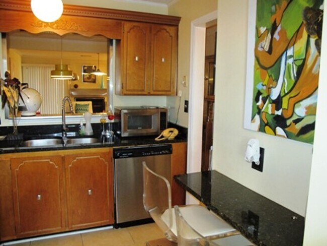 Foto del edificio - Quaint Townhome in the Heart of North Augusta