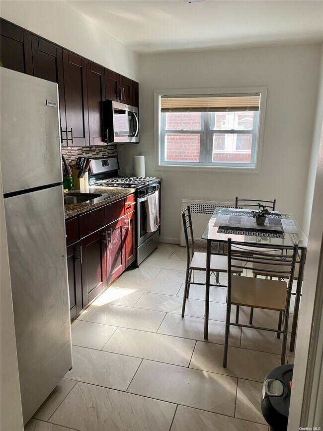 11403 Francis Lewis Blvd, Queens, NY 11411 Room for Rent in Queens