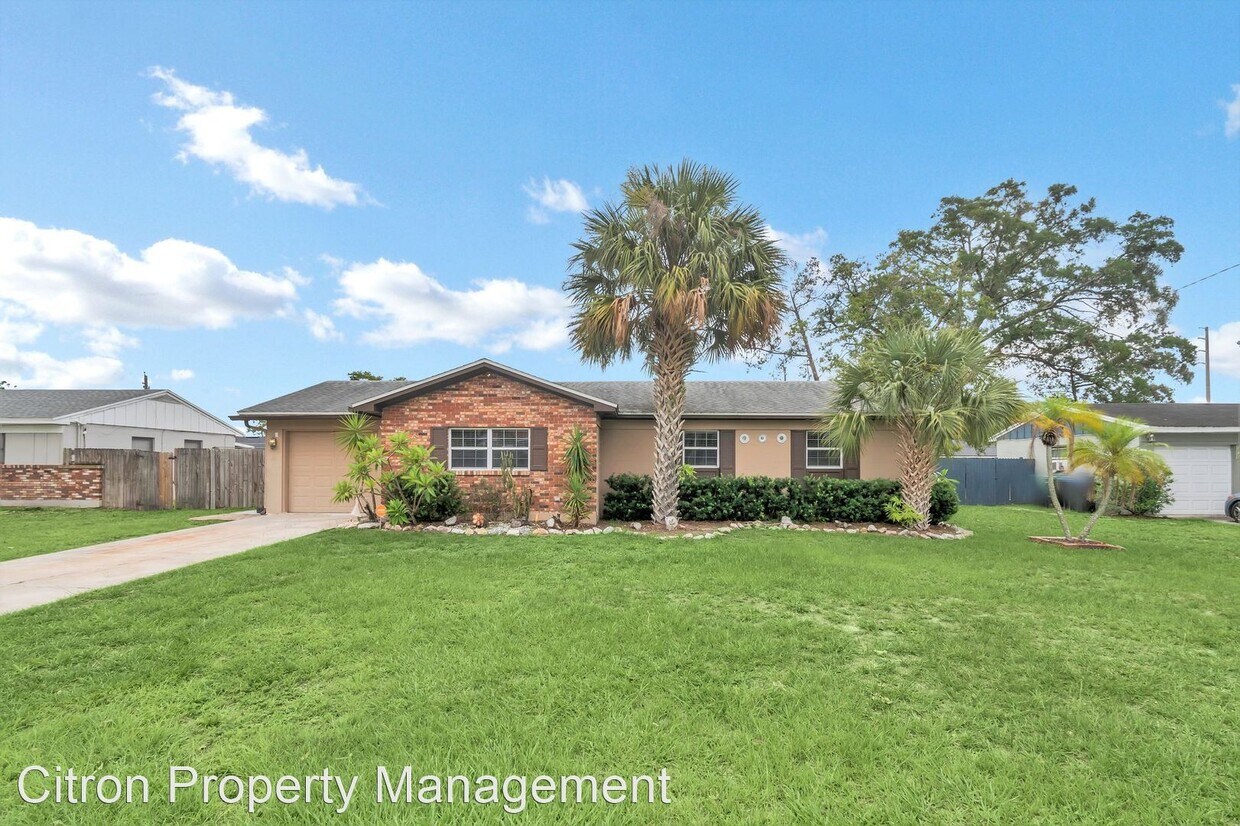 Foto principal - 3 br, 2 bath House - 606 Eastbrook Blvd