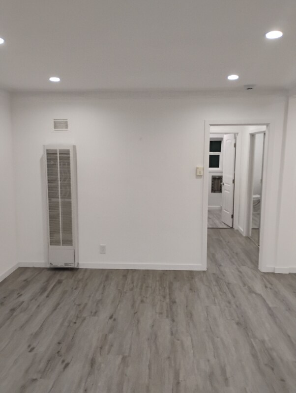 Building Photo - 924 N Curson Ave